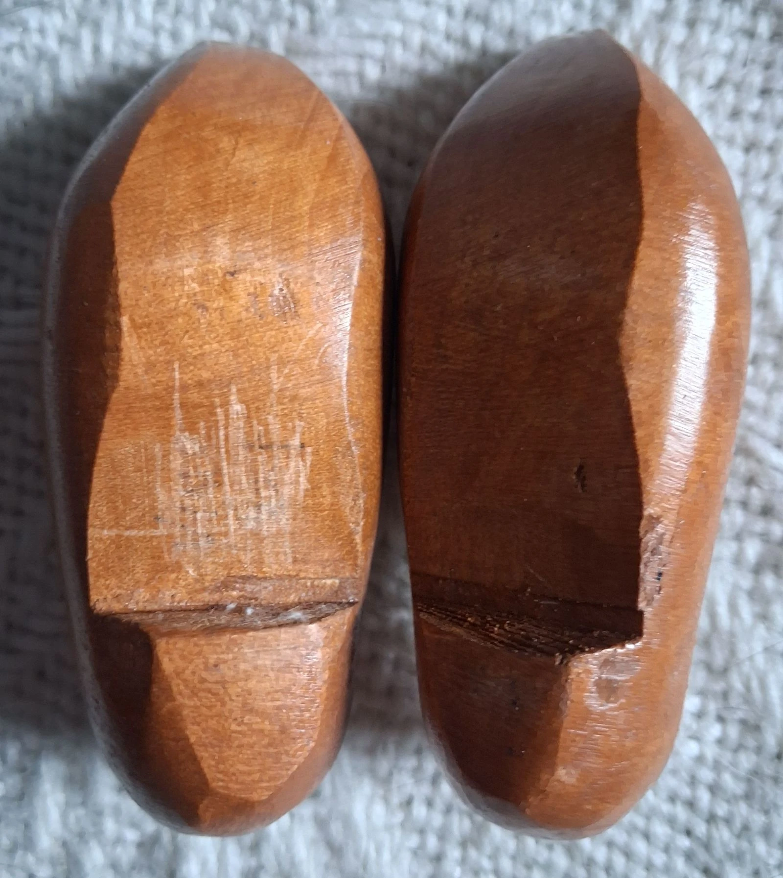 Conjunto de 2 Peúgas de Madeira – photo 3